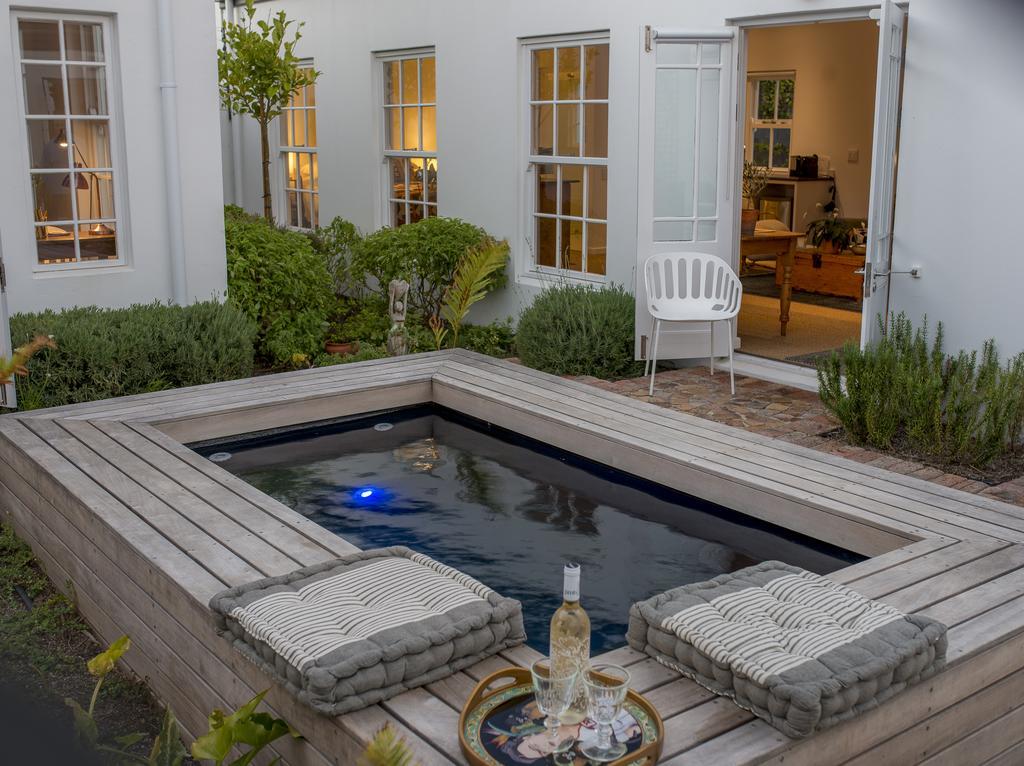 The Vishuis Hermanus Bagian luar foto